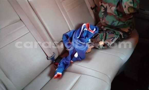 Acheter Occasion Voiture Nissan Primera Bleu à Lomé, Togo Acheter Occasion Voiture Nissan Primera Bleu à Lomé, Togo