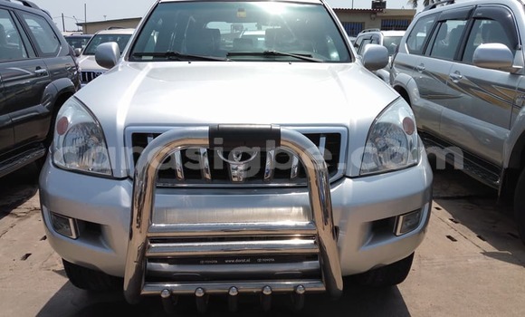 Buy Used Toyota Land Cruiser Prado Silver Car in Lome in Togo Buy Used Toyota Land Cruiser Prado Silver Car in Lome in Togo