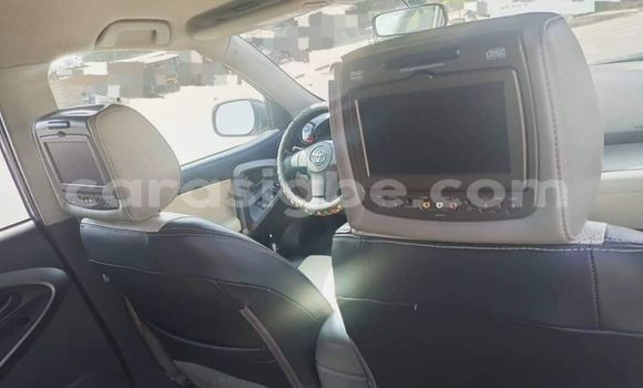 Acheter Occasion Voiture Toyota RAV4 Blanc à Lomé, Togo Acheter Occasion Voiture Toyota RAV4 Blanc à Lomé, Togo