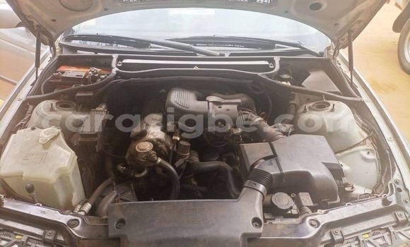 Acheter Occasion Voiture BMW E46 Gris à Lomé, Togo Acheter Occasion Voiture BMW E46 Gris à Lomé, Togo