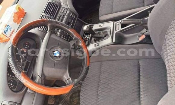 Acheter Occasion Voiture BMW E46 Gris à Lomé, Togo Acheter Occasion Voiture BMW E46 Gris à Lomé, Togo