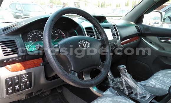 Buy Used Toyota Land Cruiser Prado Silver Car in Lome in Togo Buy Used Toyota Land Cruiser Prado Silver Car in Lome in Togo