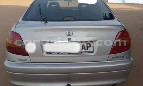 Acheter Occasion Voiture Toyota Avensis Gris à Lomé, Togo Acheter Occasion Voiture Toyota Avensis Gris à Lomé, Togo