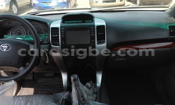 Buy Used Toyota Land Cruiser Prado Silver Car in Lome in Togo Buy Used Toyota Land Cruiser Prado Silver Car in Lome in Togo