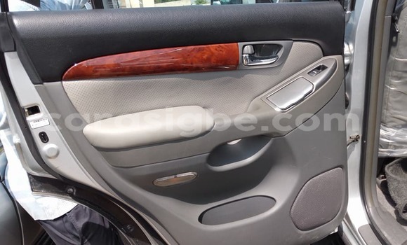 Buy Used Toyota Land Cruiser Prado Silver Car in Lome in Togo Buy Used Toyota Land Cruiser Prado Silver Car in Lome in Togo