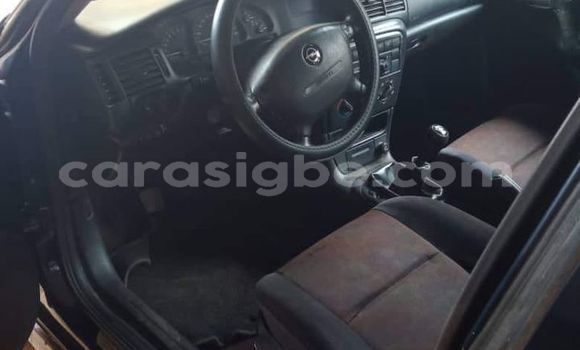 Acheter Occasion Voiture Opel Vectra Bleu à Lomé, Togo Acheter Occasion Voiture Opel Vectra Bleu à Lomé, Togo