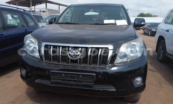 Buy Used Toyota Land Cruiser Prado Blue Car in Lome in Togo Buy Used Toyota Land Cruiser Prado Blue Car in Lome in Togo