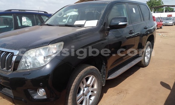 Buy Used Toyota Land Cruiser Prado Blue Car in Lome in Togo Buy Used Toyota Land Cruiser Prado Blue Car in Lome in Togo