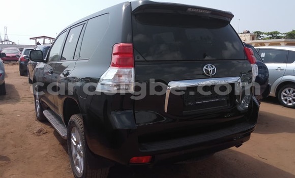 Buy Used Toyota Land Cruiser Prado Blue Car in Lome in Togo Buy Used Toyota Land Cruiser Prado Blue Car in Lome in Togo