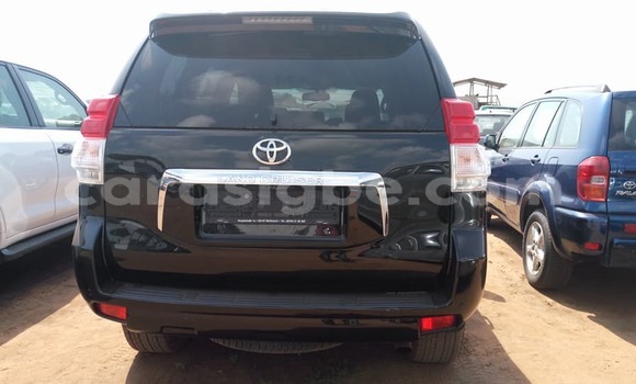 Buy Used Toyota Land Cruiser Prado Blue Car in Lome in Togo Buy Used Toyota Land Cruiser Prado Blue Car in Lome in Togo