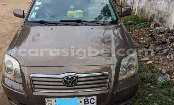 Acheter Occasion Voiture Toyota Avensis Marron à Lomé, Togo Acheter Occasion Voiture Toyota Avensis Marron à Lomé, Togo