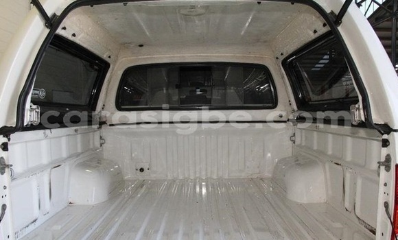 Buy Import Toyota Hilux White Car in Aneho in Togo Buy Import Toyota Hilux White Car in Aneho in Togo