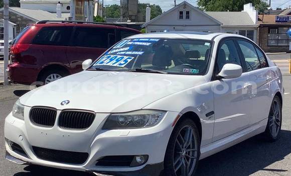 Buy Import BMW 328i White Car in Bé in Togo Buy Import BMW 328i White Car in Bé in Togo