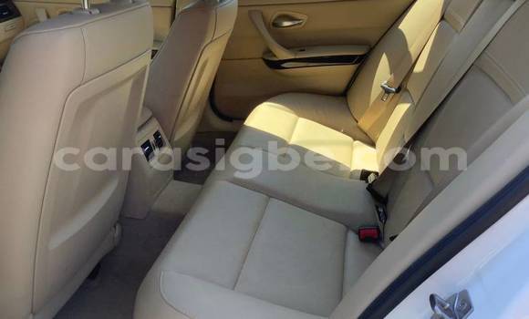 Buy Import BMW 328i White Car in Bé in Togo Buy Import BMW 328i White Car in Bé in Togo