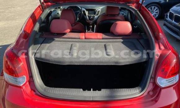 Acheter Import Voiture Hyundai Veloster Rouge à Adawlato, Togo Acheter Import Voiture Hyundai Veloster Rouge à Adawlato, Togo