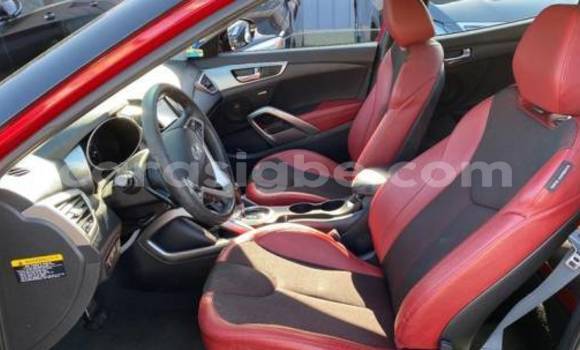 Acheter Import Voiture Hyundai Veloster Rouge à Adawlato, Togo Acheter Import Voiture Hyundai Veloster Rouge à Adawlato, Togo