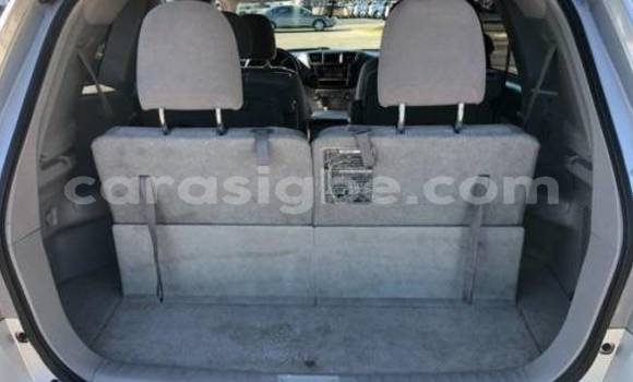 Buy Import Toyota Highlander Silver Car in Xédranawoe in Togo Buy Import Toyota Highlander Silver Car in Xédranawoe in Togo