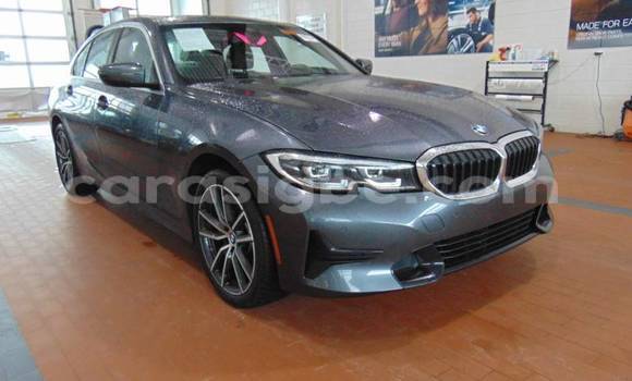 Buy Import BMW 3–Series Silver Car in Bé in Togo Buy Import BMW 3–Series Silver Car in Bé in Togo