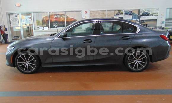 Buy Import BMW 3–Series Silver Car in Bé in Togo Buy Import BMW 3–Series Silver Car in Bé in Togo