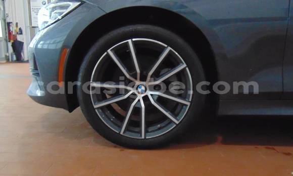 Buy Import BMW 3–Series Silver Car in Bé in Togo Buy Import BMW 3–Series Silver Car in Bé in Togo