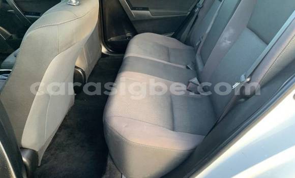 Buy Used Toyota Corolla White Car in Lome in Togo Buy Used Toyota Corolla White Car in Lome in Togo