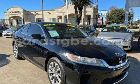 Acheter Import Voiture Honda Accord Noir à Noukafou, Togo Acheter Import Voiture Honda Accord Noir à Noukafou, Togo