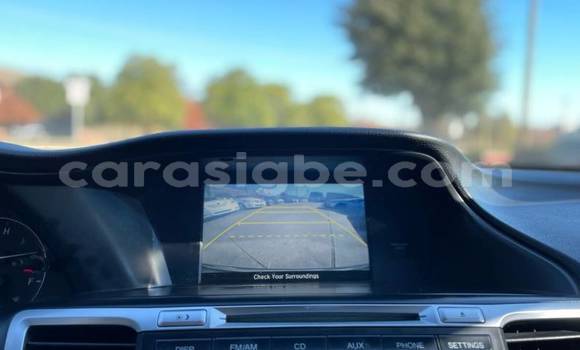 Acheter Import Voiture Honda Accord Noir à Noukafou, Togo Acheter Import Voiture Honda Accord Noir à Noukafou, Togo