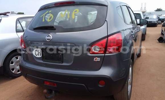 Buy Used Nissan Qashqai Silver Car in Lome in Togo Buy Used Nissan Qashqai Silver Car in Lome in Togo