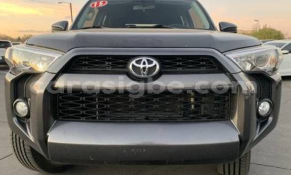 Acheter Import Voiture Toyota 4Runner Gris à Dékon, Togo Acheter Import Voiture Toyota 4Runner Gris à Dékon, Togo