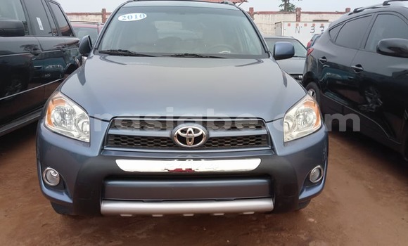 Acheter Occasion Voiture Toyota RAV4 Gris à Lomé, Togo Acheter Occasion Voiture Toyota RAV4 Gris à Lomé, Togo
