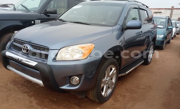 Acheter Occasion Voiture Toyota RAV4 Gris à Lomé, Togo Acheter Occasion Voiture Toyota RAV4 Gris à Lomé, Togo