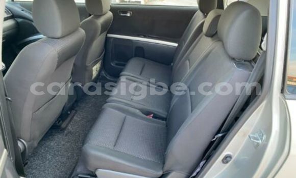 Acheter Import Voiture Toyota Corolla Verso Gris à Agbelouve, Maritime Acheter Import Voiture Toyota Corolla Verso Gris à Agbelouve, Maritime