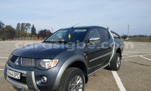 Acheter Import Voiture Mitsubishi L200 Gris à Aného, Togo Acheter Import Voiture Mitsubishi L200 Gris à Aného, Togo