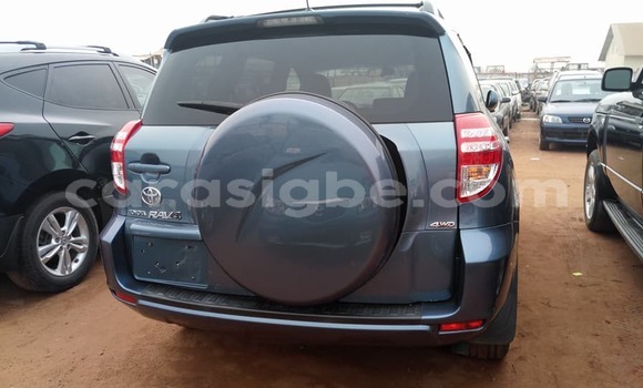 Acheter Occasion Voiture Toyota RAV4 Gris à Lomé, Togo Acheter Occasion Voiture Toyota RAV4 Gris à Lomé, Togo