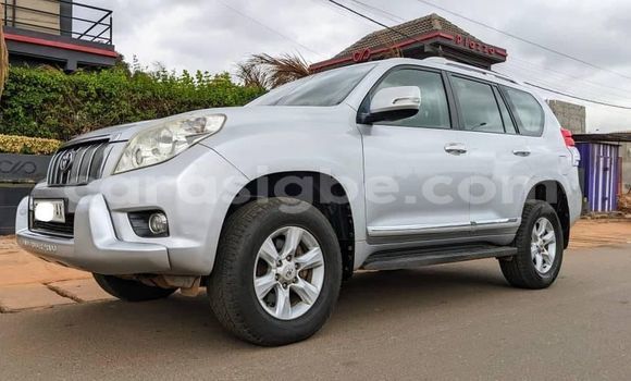 Acheter Occasion Voiture Toyota Land Cruiser Gris à Lomé, Togo Acheter Occasion Voiture Toyota Land Cruiser Gris à Lomé, Togo