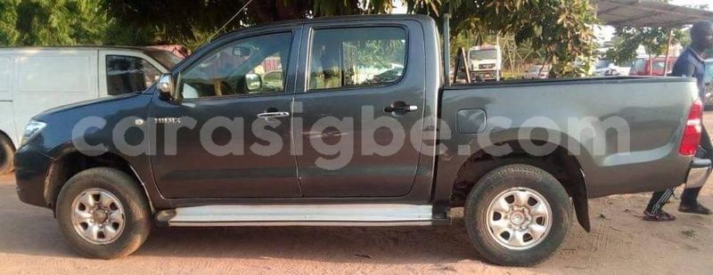 Big with watermark toyota hilux togo lome 6867