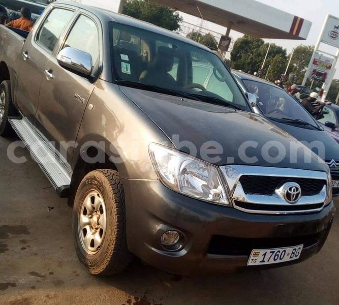 Big with watermark toyota hilux togo lome 6868