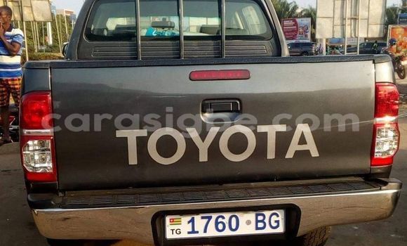Acheter Occasion Voiture Toyota Hilux Noir à Lomé, Togo Acheter Occasion Voiture Toyota Hilux Noir à Lomé, Togo