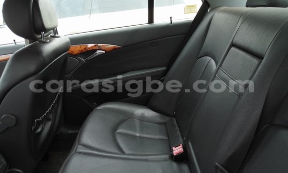 Buy Used Mercedes‒Benz E–Class Black Car in Lome in Togo Buy Used Mercedes‒Benz E–Class Black Car in Lome in Togo