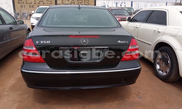 Buy Used Mercedes‒Benz E–Class Black Car in Lome in Togo Buy Used Mercedes‒Benz E–Class Black Car in Lome in Togo