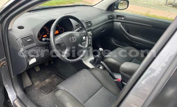 Buy Import Toyota Avensis Black Car in Kpessi in Plateaux Buy Import Toyota Avensis Black Car in Kpessi in Plateaux