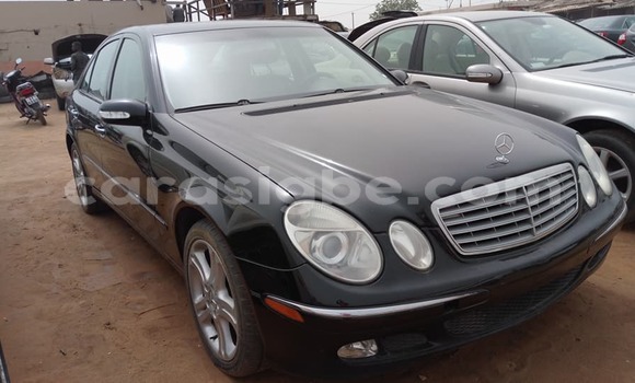 Buy Used Mercedes‒Benz E–Class Black Car in Lome in Togo Buy Used Mercedes‒Benz E–Class Black Car in Lome in Togo