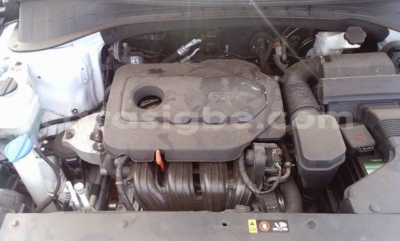 Buy Used Kia Sorento White Car in Lome in Togo Buy Used Kia Sorento White Car in Lome in Togo