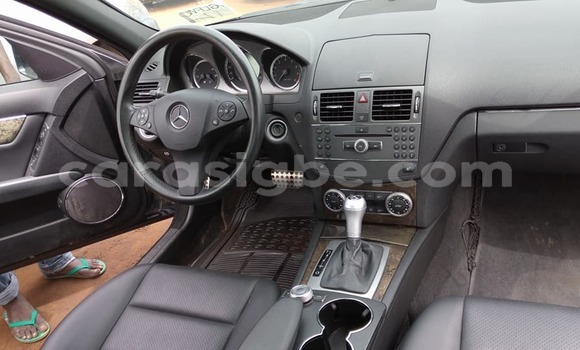 Buy Used Mercedes‒Benz C–Class Black Car in Lome in Togo Buy Used Mercedes‒Benz C–Class Black Car in Lome in Togo