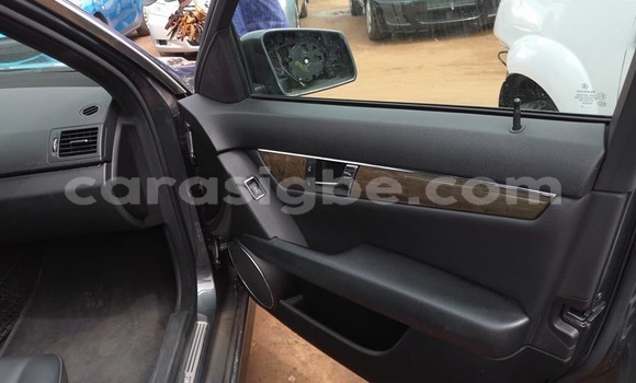 Buy Used Mercedes‒Benz C–Class Black Car in Lome in Togo Buy Used Mercedes‒Benz C–Class Black Car in Lome in Togo