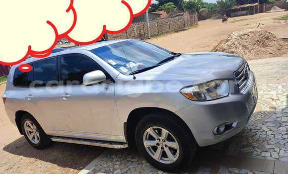 Buy Used Toyota Highlander Silver Car in Lome in Maritime Buy Used Toyota Highlander Silver Car in Lome in Maritime