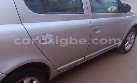 Buy Used Toyota Yaris Silver Car in Lome in Togo Buy Used Toyota Yaris Silver Car in Lome in Togo