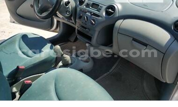 Buy Used Toyota Yaris Silver Car in Lome in Togo Buy Used Toyota Yaris Silver Car in Lome in Togo