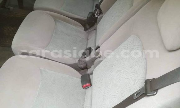 Acheter Occasion Voiture Nissan Almera Gris à Lomé, Togo Acheter Occasion Voiture Nissan Almera Gris à Lomé, Togo