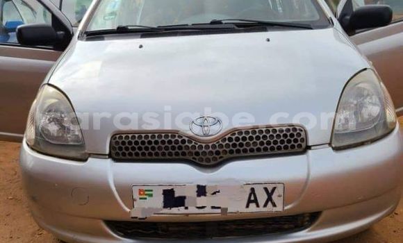 Acheter Occasion Voiture Toyota Yaris Gris à Lomé, Togo Acheter Occasion Voiture Toyota Yaris Gris à Lomé, Togo